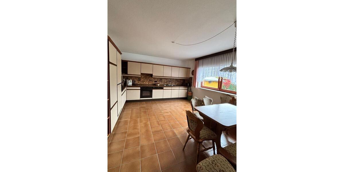 Geräumiges Einfamilienhaus mit großem Grundstück in Mechtshausen 10 zimmer