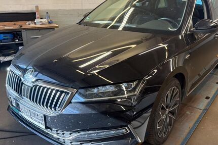 Skoda Superb 143.665 km 19.990 &euro; Braunschweig 38122