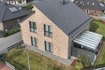 Haus Wahrenholz - 4 Zimmer, 178 m&sup2;, 575.000&euro; | Angebot:23175342