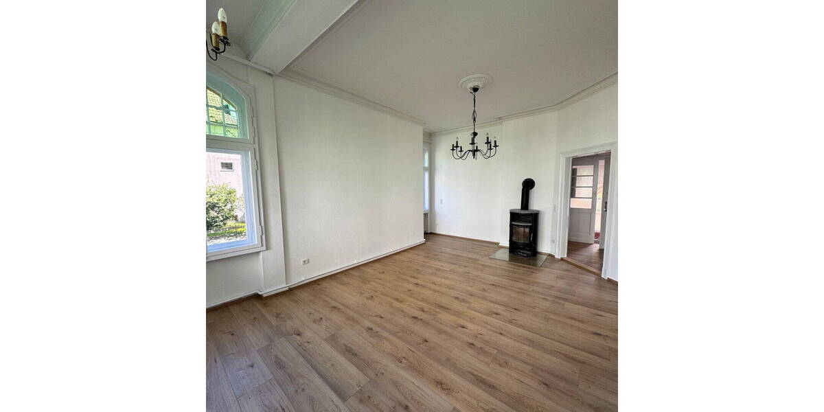 Etagenwohnung Helmstedt - 4 Zimmer, 120 m&sup2;, 850&euro; | Angebot:26684605