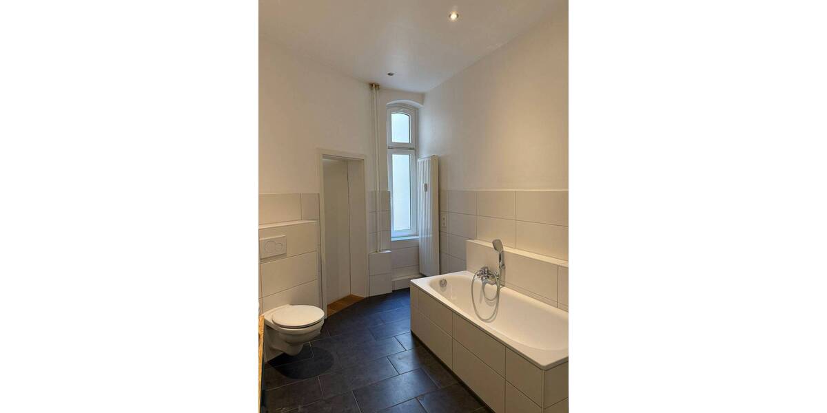 Zimmer Braunschweig Östliches Ringgebiet - 8 Zimmer, 235 m&sup2;, 1.950&euro; | Angebot:26220436