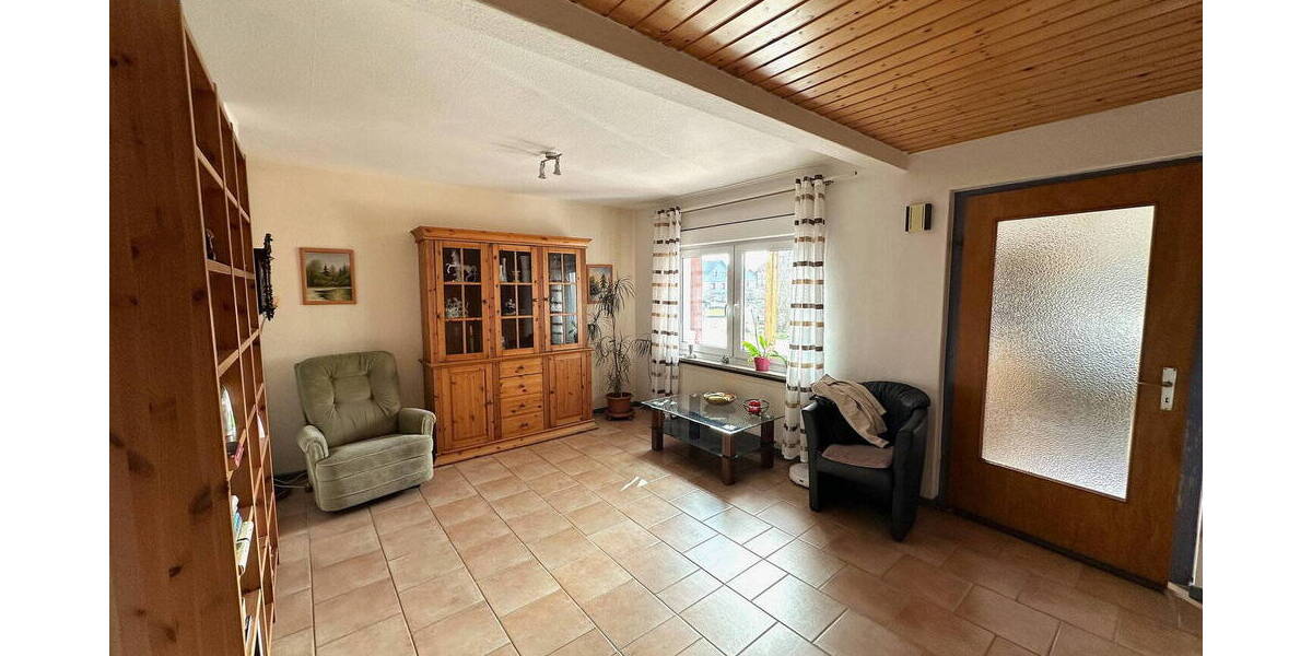 Einfamilienhaus Königslutter (Lauingen) Lauingen - 7 Zimmer, 201 m&sup2;, 250.000&euro; | Angebot:25957460