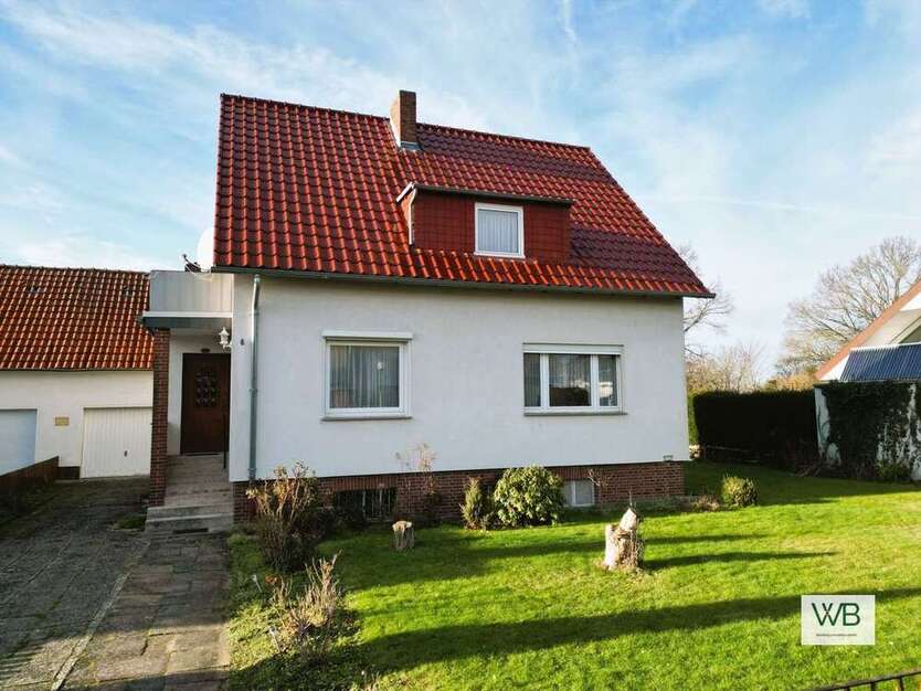Haus zum Kaufen in Wolfsburg 235.000 € 143 m²