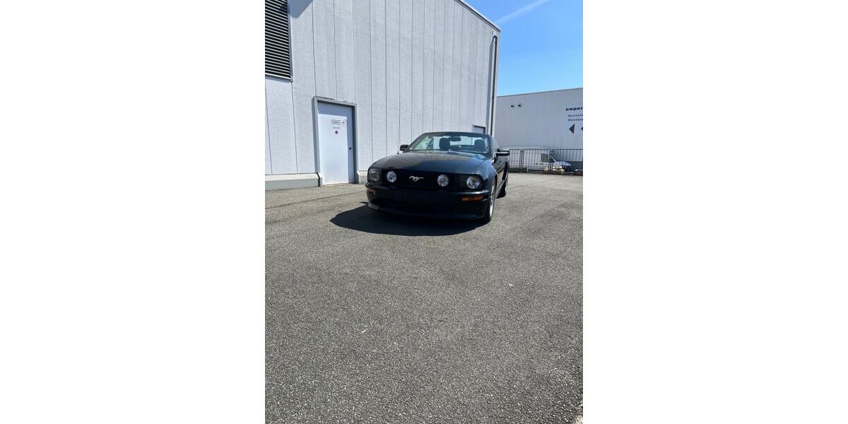 Ford Mustang 1.600.000 km 16.000 &euro; Gifhorn 38518
