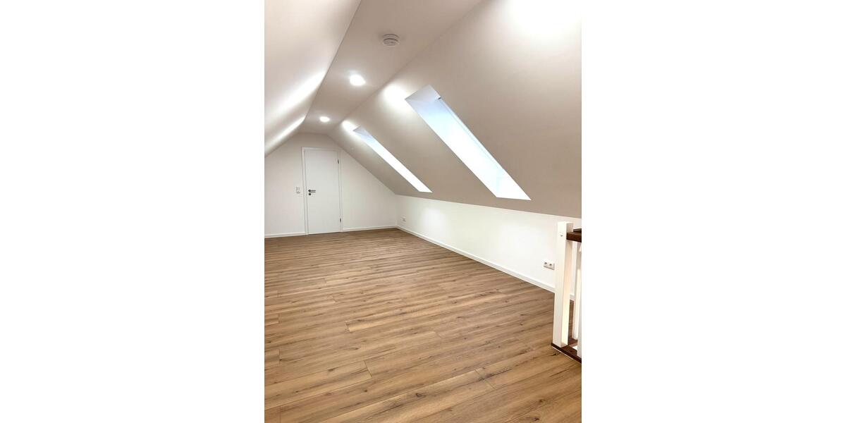 Etagenwohnung Gifhorn - 4 Zimmer, 130 m&sup2;, 1.400&euro; | Angebot:24397960