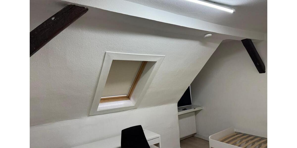 Dachgeschoßwohnung Braunschweig Westliches Ringgebiet - 3 Zimmer, 69 m&sup2;, 860&euro; | Angebot:26670638