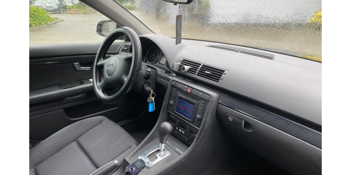 Audi A4 Avant 293.146 km 3.980 € Braunschweig 38100