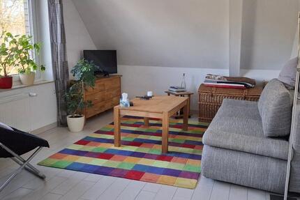Gemütliche 2-Zimmer-Dachgeschosswohnung – ideal für Singles – in 2 zimmer