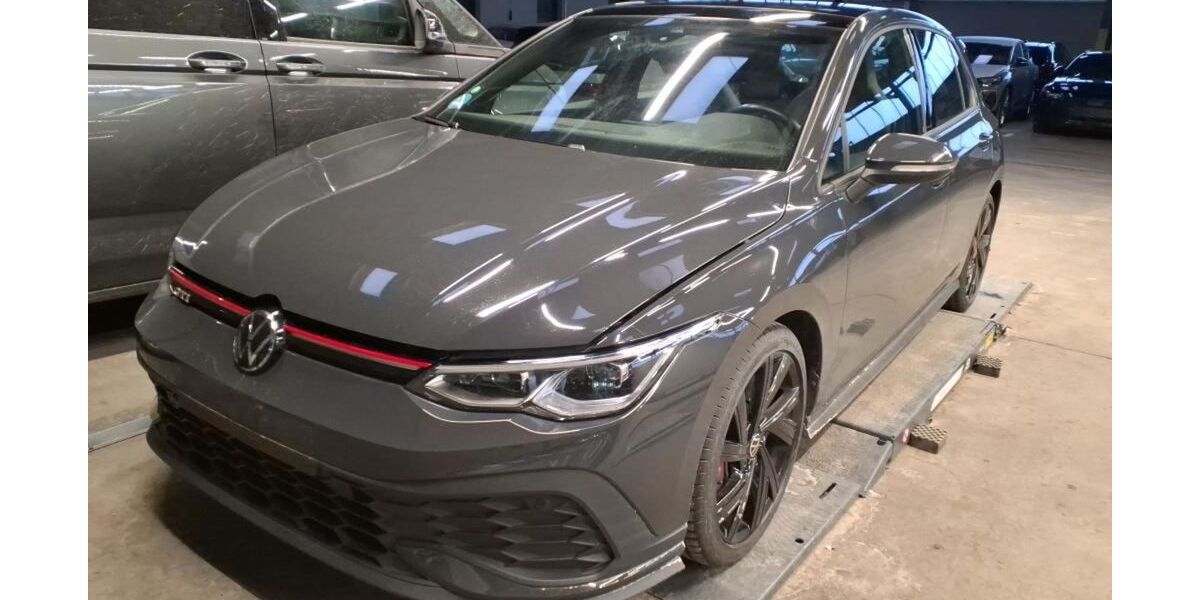 VW Golf 46.570 km 32.890 &euro; Braunschweig 38114