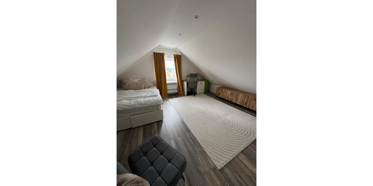 Doppelhaushälfte Wolfsburg Almke - 4 Zimmer, 140 m&sup2;, 1.600&euro; | Angebot:25088906
