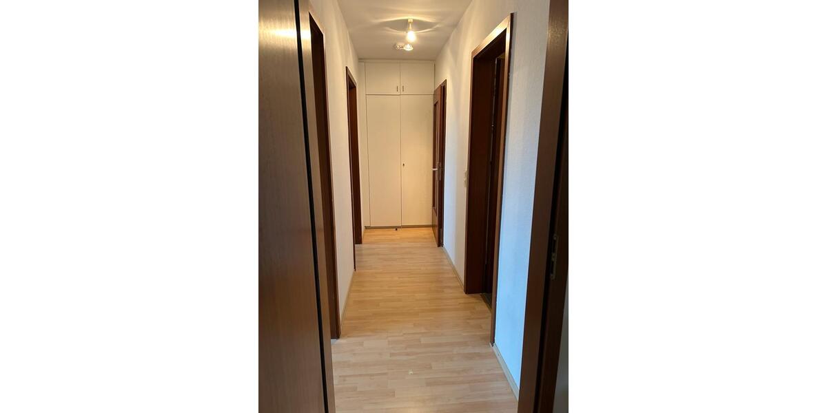 Erdgeschoßwohnung Wolfsburg Ehmen - 4 Zimmer, 104 m&sup2;, 1.400&euro; | Angebot:26689013