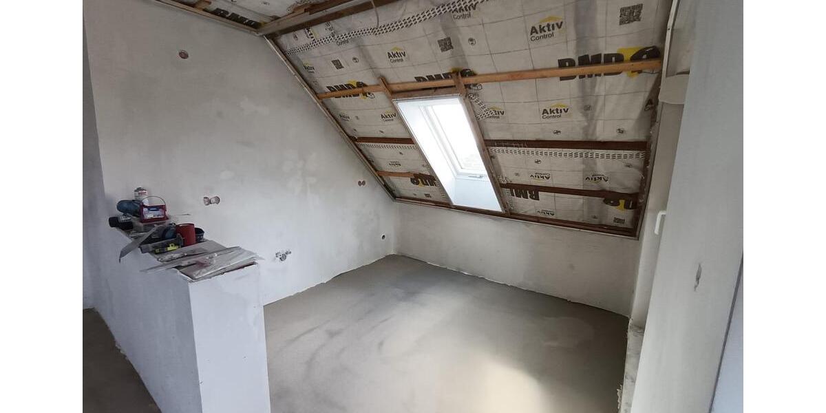 Dachgeschoßwohnung Osloß - 4 Zimmer, 72 m&sup2;, 750&euro; | Angebot:25943340