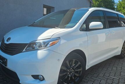 Toyota Sienna 129.000 km 23.890 &euro; Gifhorn 38518