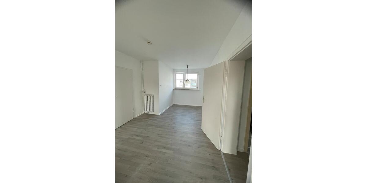 Etagenwohnung Wolfsburg - 3 Zimmer, 63 m&sup2;, 125.000&euro; | Angebot:26993508