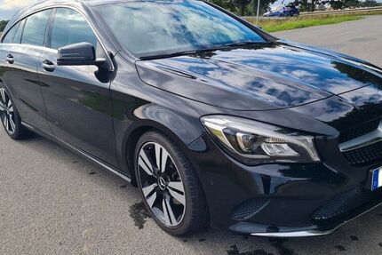Mercedes CLA 180 Shooting Brake