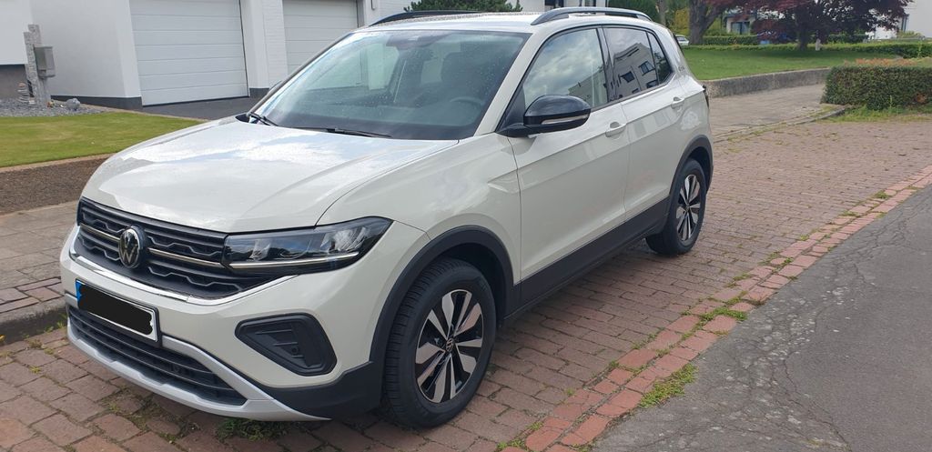VW T-Cross 8.000 km 21.900 &euro; Braunschweig 38124