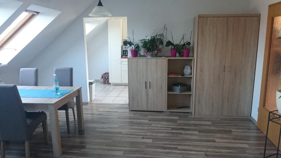 Dachgeschoßwohnung Oebisfelde-Weferlingen Weferlingen - 2.5 Zimmer, 61 m&sup2;, 105.000&euro; | Angebot:27299583