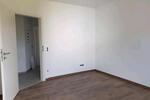 Etagenwohnung Rühen - 2 Zimmer, 65 m&sup2;, 530&euro; | Angebot:26645779