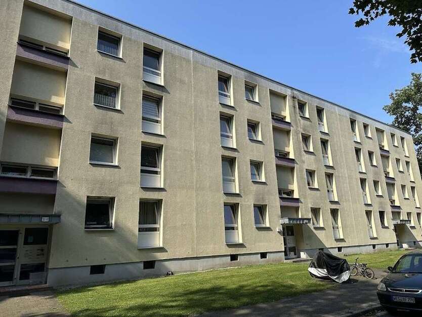 Wohnung zum Mieten in Moers 460 € 66.96 m²