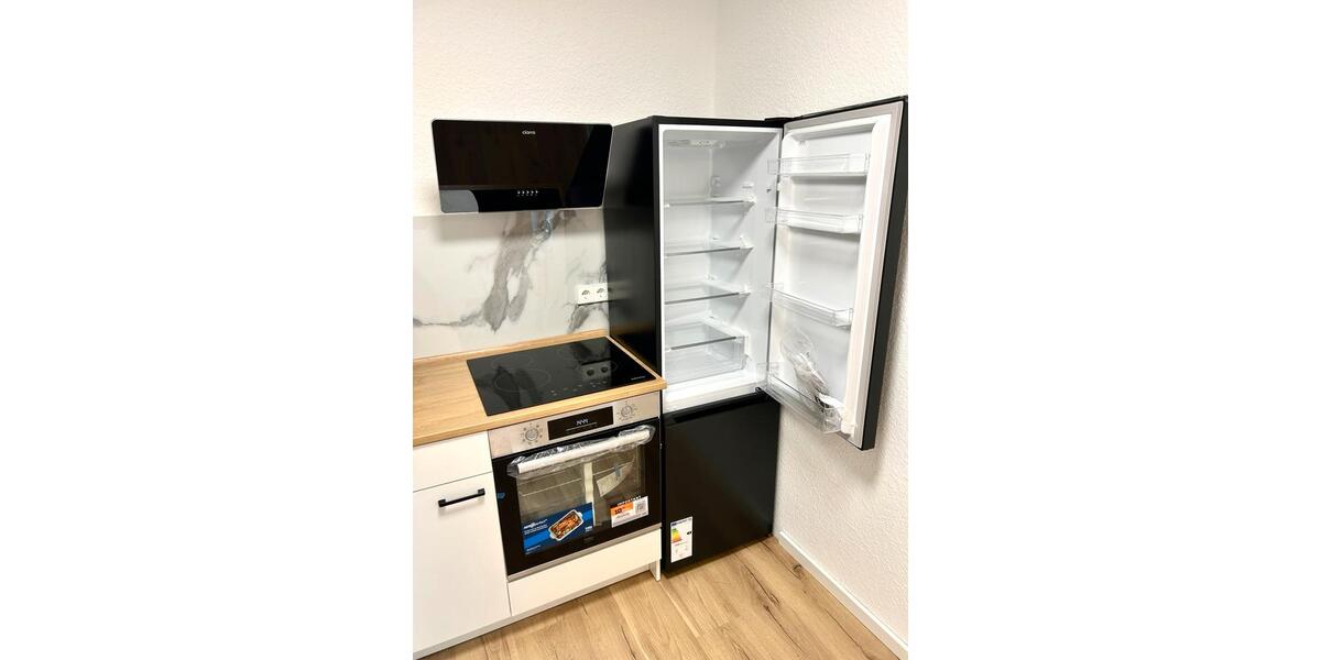 Frisch sanierte 2-Zi-Whg. 1.0G mit neuer Küche, erstbezug 2 zimmer