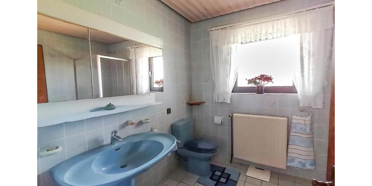 Attraktives Klinkerhaus in idealer Lage 6 zimmer