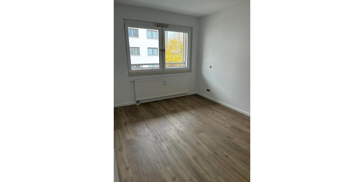 Gültiger Wohnberechtigungsschein? Schöne 2-Zimmer-Wohnung mit Balkon wartet auf Sie! 1.OG. mitte 2 zimmer