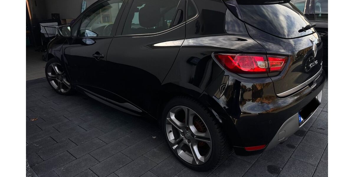 Renault Clio 142.000 km 9.150 &euro; Ribbesbüttel 38551