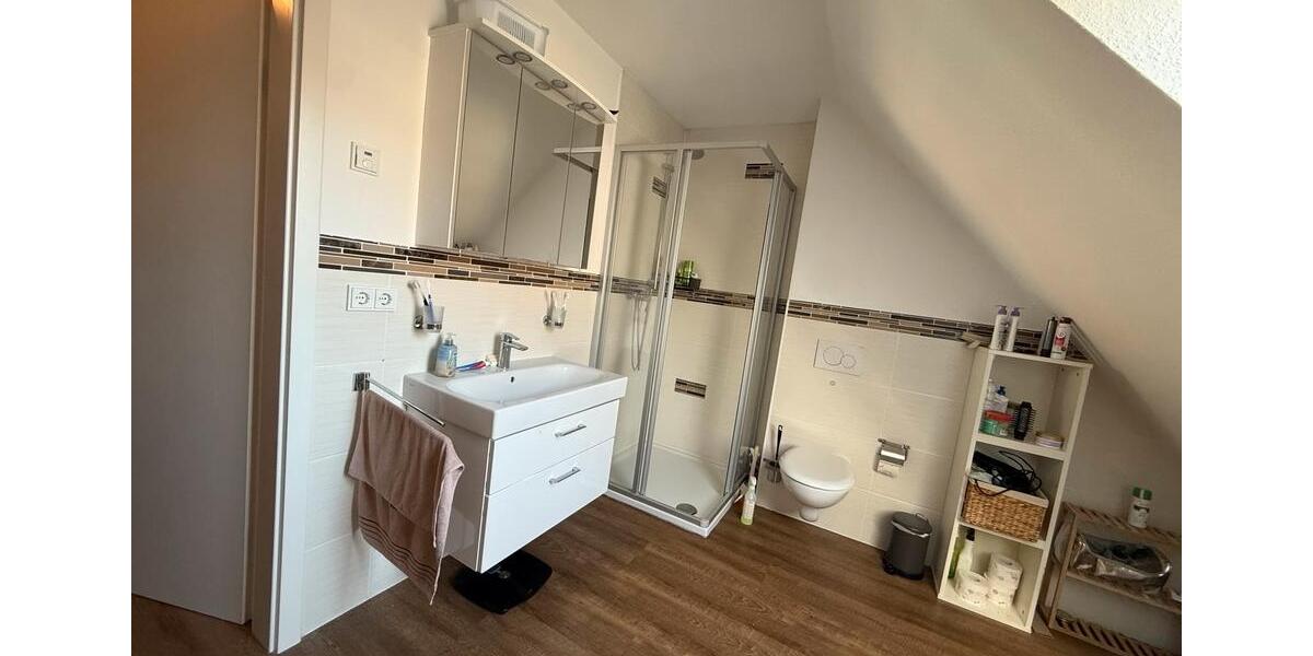Etagenwohnung Braunschweig Lehndorf-Watenbüttel - 5 Zimmer, 142 m&sup2;, 1.850&euro; | Angebot:26314170