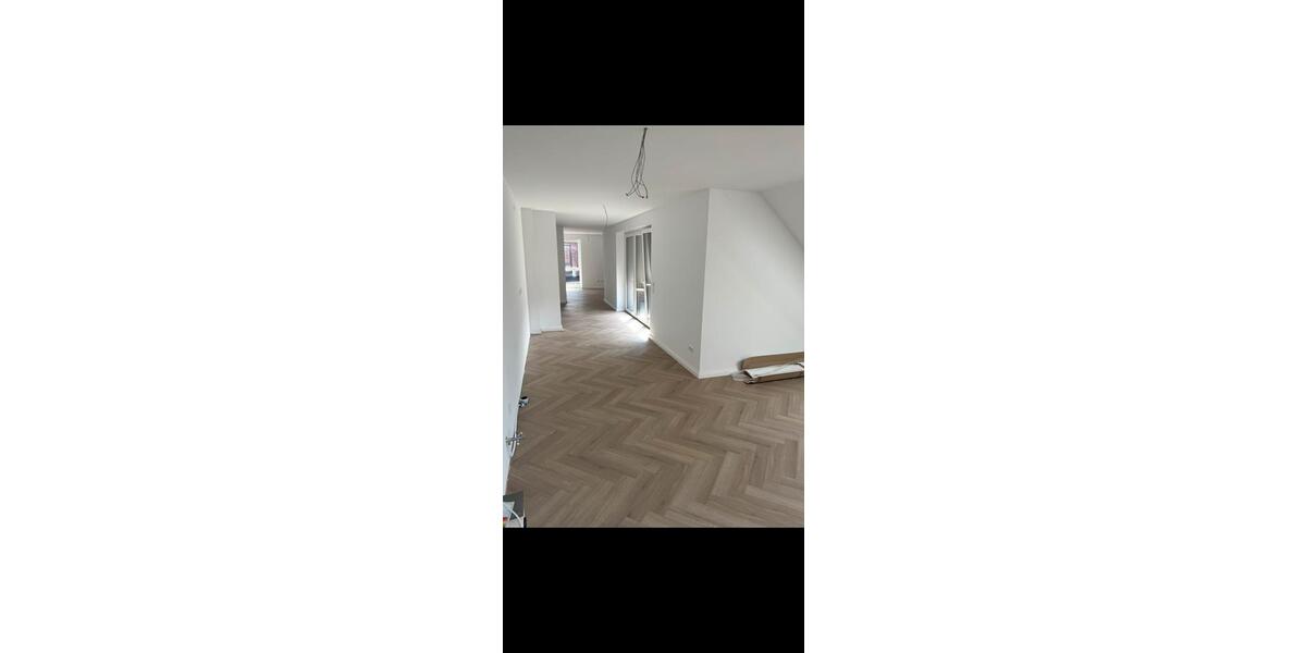 Dachgeschoßwohnung Wolfsburg Alt-Wolfsburg - 3 Zimmer, 111 m&sup2;, 1.007&euro; | Angebot:26253787