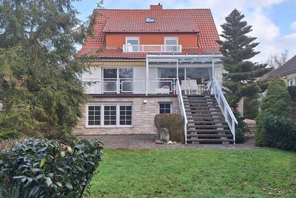 Haus Helmstedt - 10 Zimmer, 221 m&sup2;, 350.000&euro; | Angebot:27084827