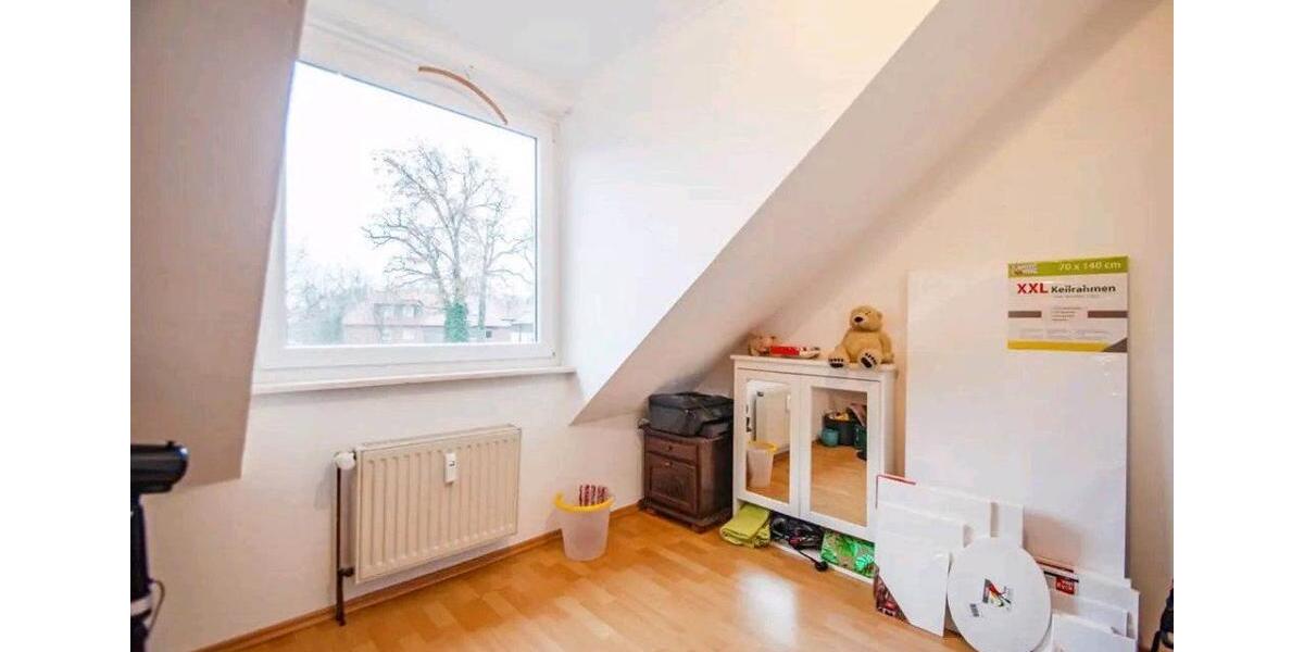 Dachgeschoßwohnung Ribbesbüttel - 3 Zimmer, 70 m&sup2;, 135.000&euro; | Angebot:26299994