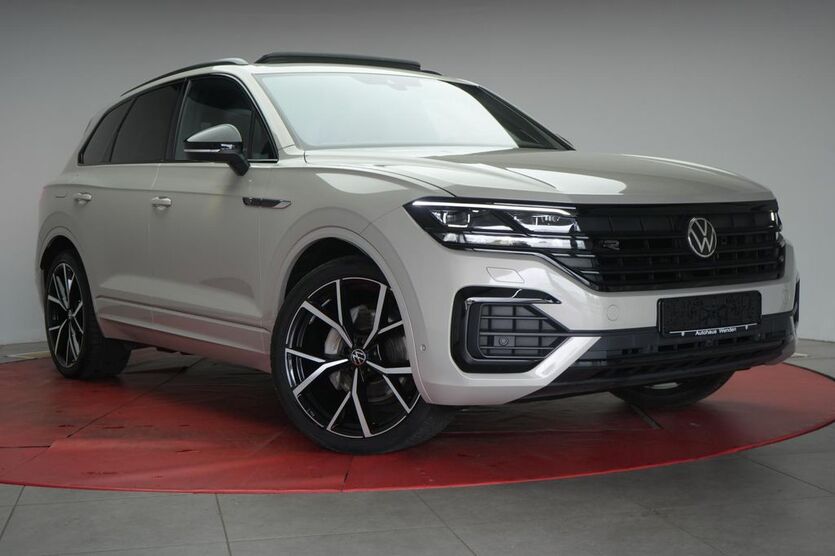 VW Touareg 80.000 km 55.990 € Braunschweig 38110