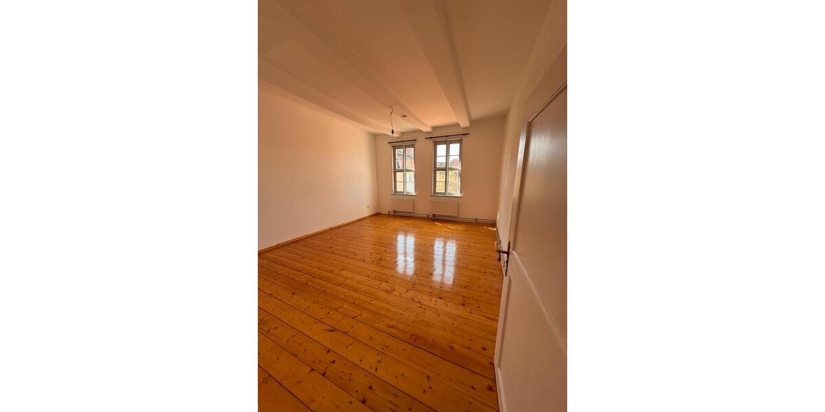 Etagenwohnung Helmstedt - 4 Zimmer, 121 m&sup2;, 950&euro; | Angebot:26662489
