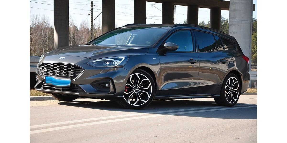 Ford Focus 81.000 km 15.990 &euro; Gifhorn 38518