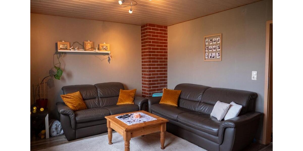 Doppelhaushälfte Wolsdorf - 7 Zimmer, 170 m&sup2;, 235.000&euro; | Angebot:26442480
