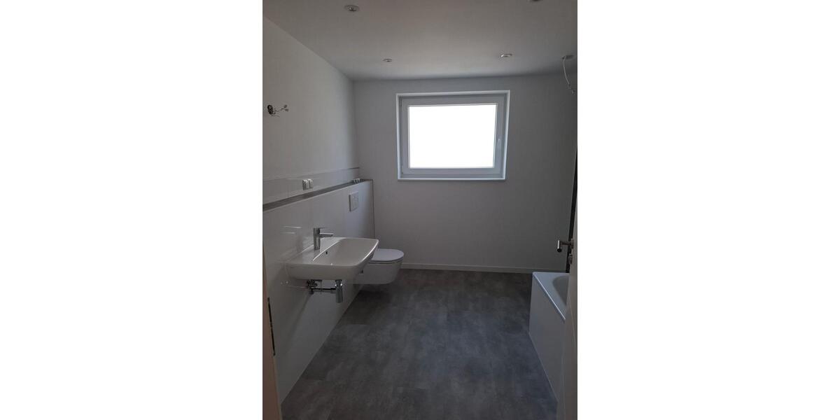 Etagenwohnung Braunschweig Lehndorf-Watenbüttel - 4 Zimmer, 126 m&sup2;, 1.450&euro; | Angebot:26313174