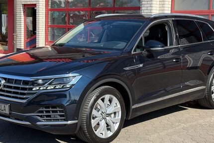 VW Touareg 167.400 km 35.750 &euro; Braunschweig 38112