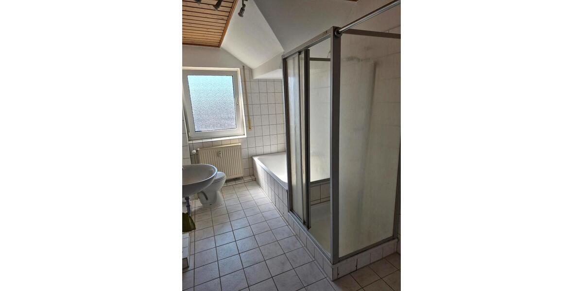 Dachgeschoßwohnung Gifhorn - 3 Zimmer, 63 m&sup2;, 650&euro; | Angebot:26337062