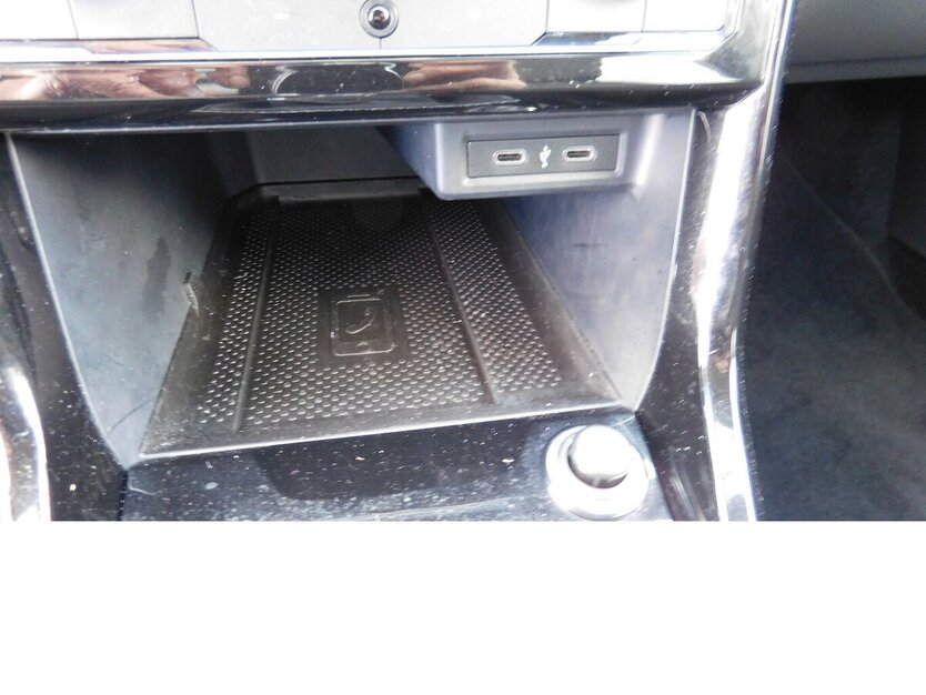 VW T-Cross 1.0 Life United BMT TSI Klima Navi 10.100 km 17.990 € Vordorf 38533