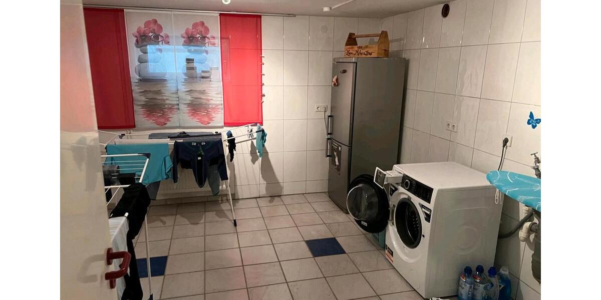 Erdgeschoßwohnung Ehra-Lessien Lessien - 3 Zimmer, 102 m&sup2;, 1.100&euro; | Angebot:26123771