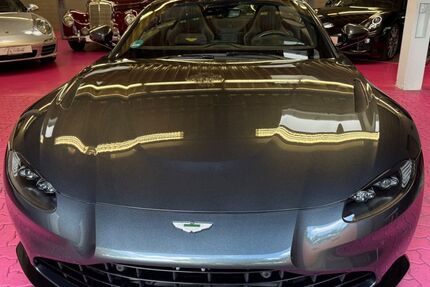 Aston Martin V8 Vantage 6.600 km 125.900 € Braunschweig 38114