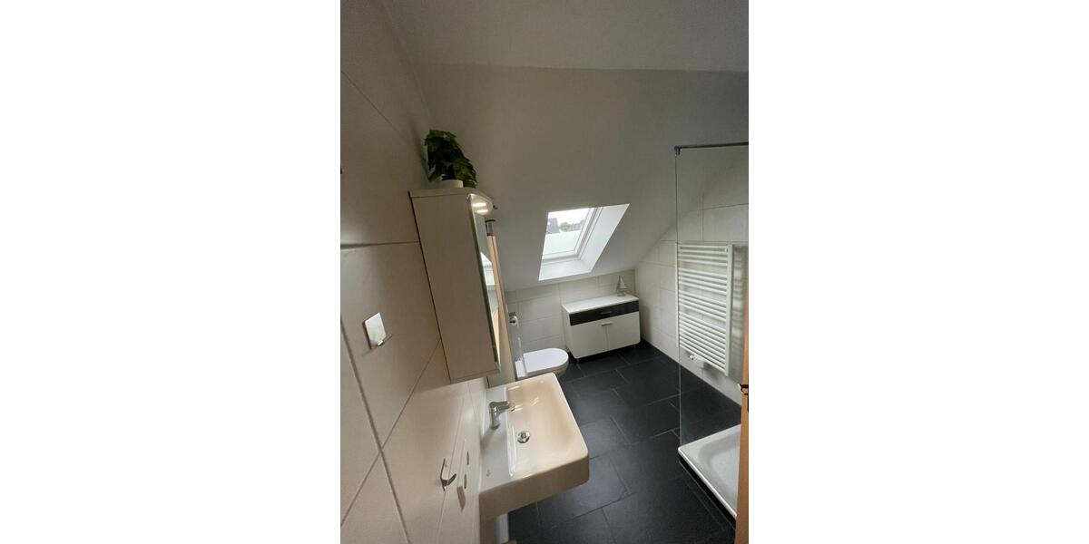Etagenwohnung Rühen - 3 Zimmer, 70 m&sup2;, 165.000&euro; | Angebot:26964082