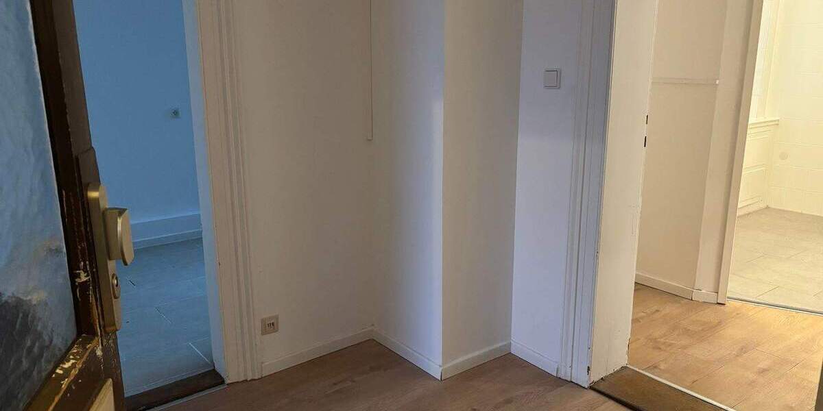 Schöne 5 12 Zimmer Wohnung mit Altbaucharme im östlichen Ringgebiet zimmer
