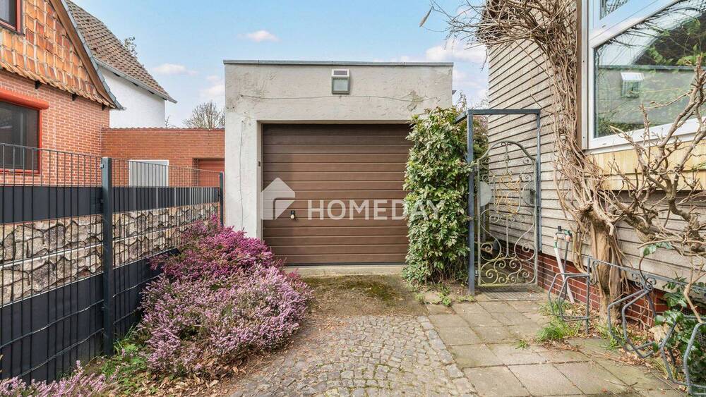 Doppelhaushälfte Braunschweig Südstadt - 4 Zimmer, 74 m&sup2;, 170.000&euro; | Angebot:26189376