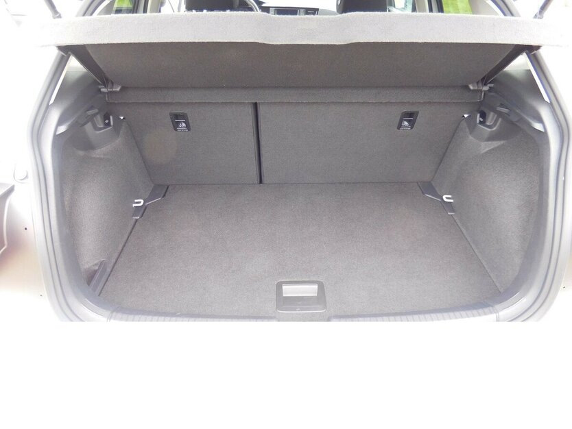 VW Polo 1.0 Life MPI BMT 4Trg Klima Navi LED 21.400 km 14.990 € Vordorf 38533