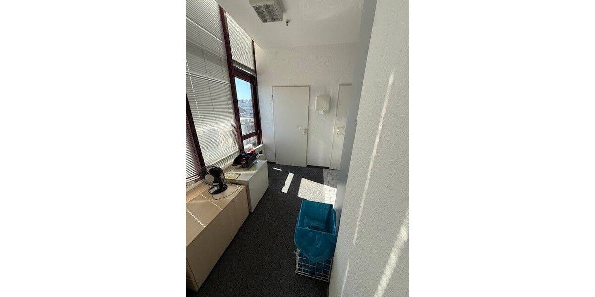 Gewerbeobjekt Braunschweig Innenstadt - 7 Zimmer, 271 m&sup2;, 2.168&euro; | Angebot:25682881