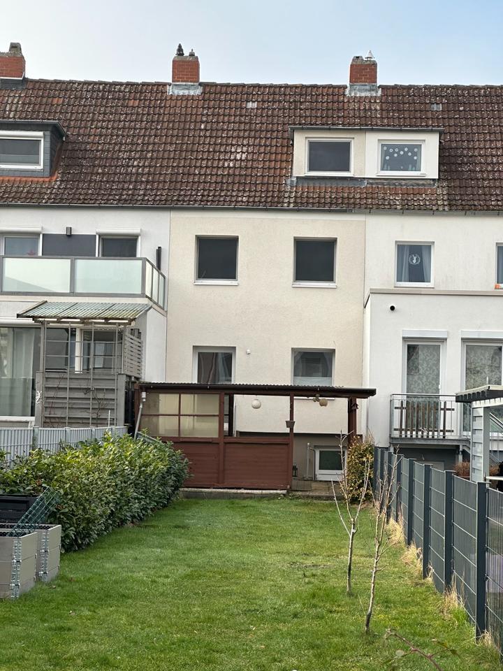 Charmantes und saniertes Reihenmittelhaus im Siegfriedviertel, BS