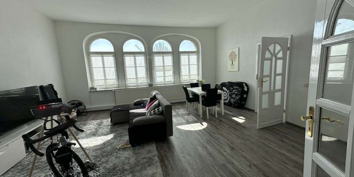 Etagenwohnung Helmstedt - 5 Zimmer, 129 m&sup2;, 1.100&euro; | Angebot:27365018