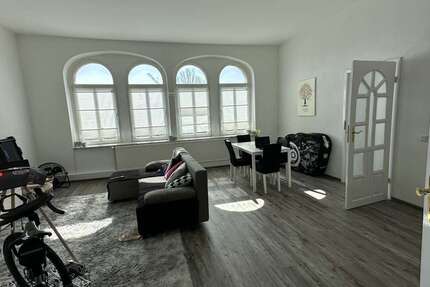 Wohnung Helmstedt - 5 Zimmer, 129 m&sup2;, 1.100&euro; | Angebot:27365018