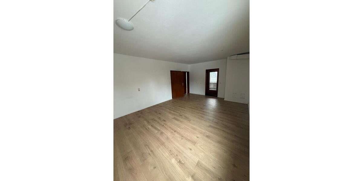 Erdgeschoßwohnung Ehra-Lessien Lessien - 3 Zimmer, 88 m&sup2;, 610&euro; | Angebot:24815619